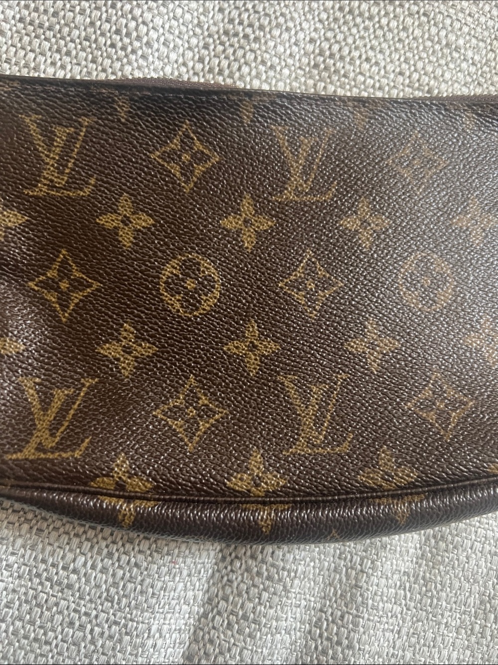 Louis Vuitton Brown Monogram Pochette Shoulder Bag with Leather Strap - Picture 8 of 10